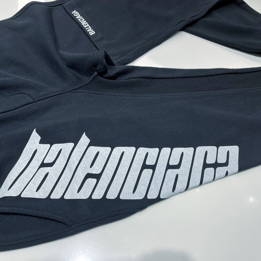 Blen-iaga  Trousers 152D